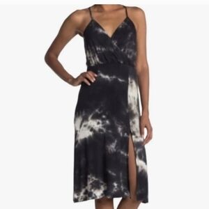 B&W tie dye super soft dress. L Melrose and Market